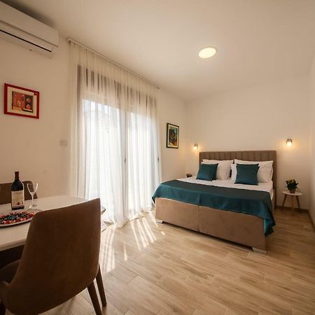 Apartments Vojislav ヴィルパザル エクステリア 写真