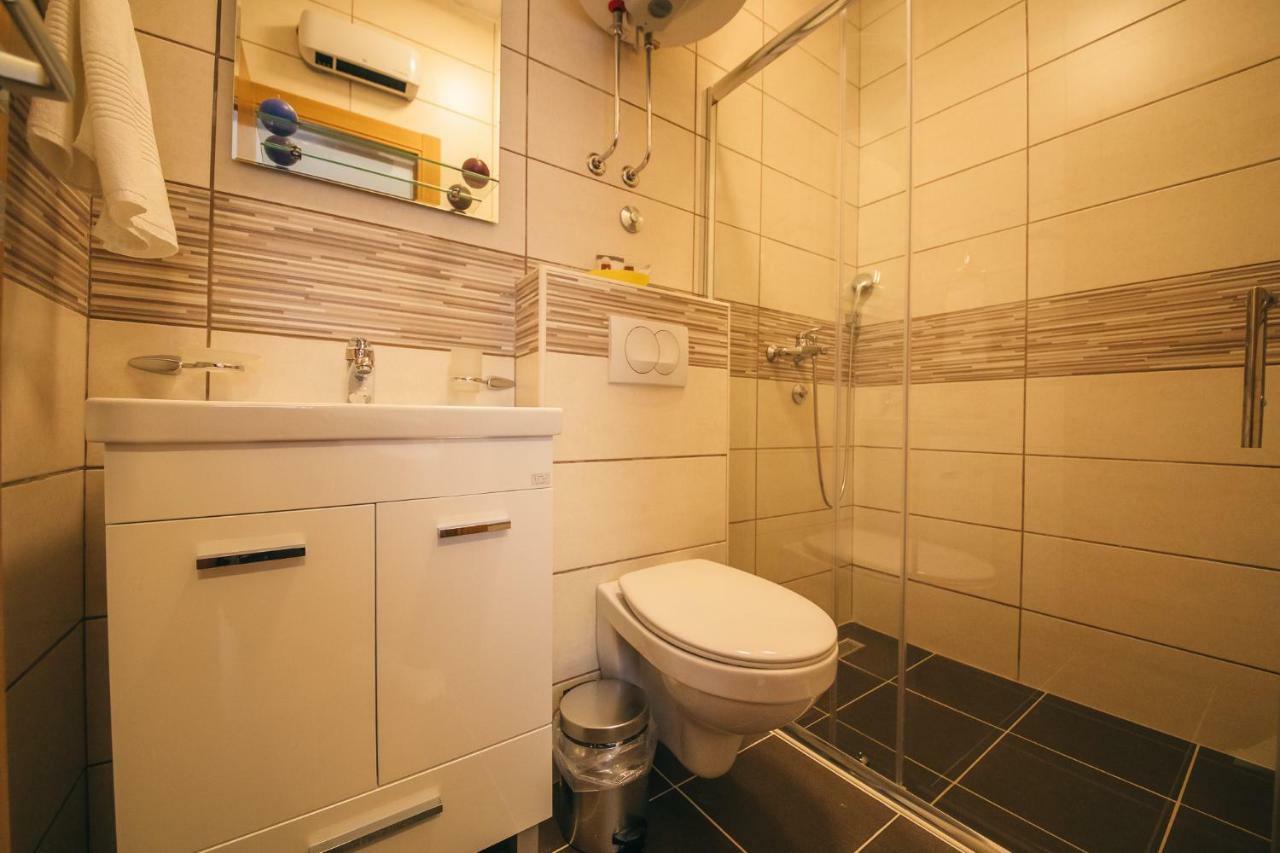 Apartments Vojislav ヴィルパザル エクステリア 写真