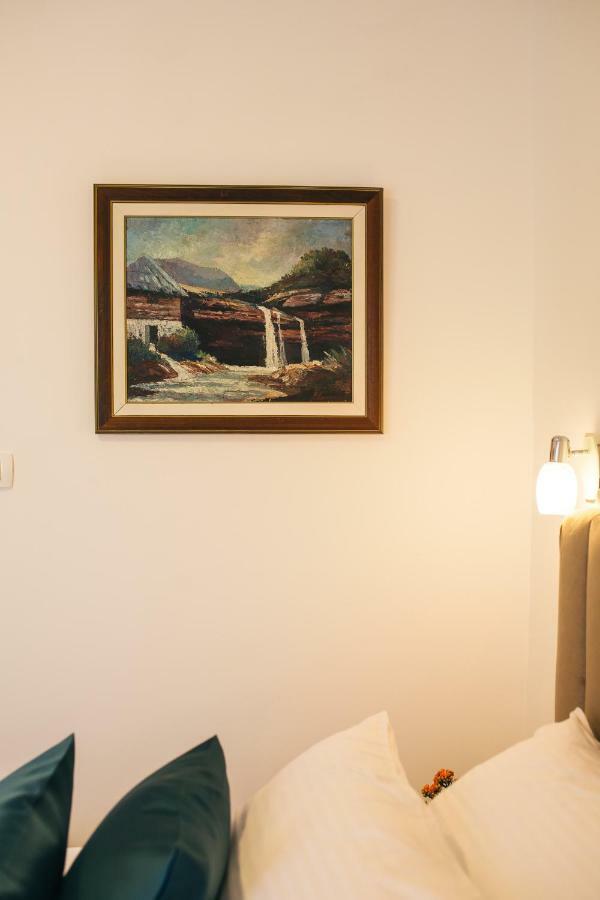 Apartments Vojislav ヴィルパザル エクステリア 写真